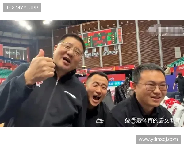 体育明星赛后更衣室庆祝画面的二次传播力